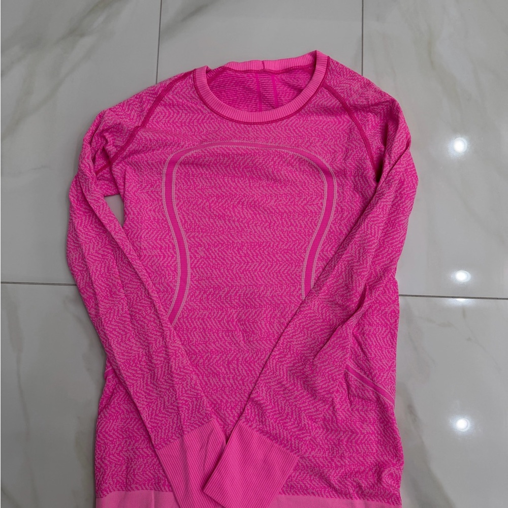 Lululemon Athletica Vibrant Pink Long Sleeve Tee